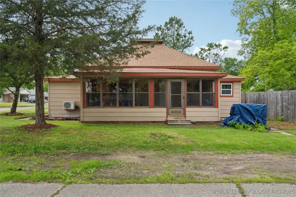 200 E Young Street, Morris, OK 74445