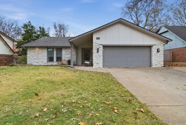 204 W Albuquerque Street, Broken Arrow, OK 74011