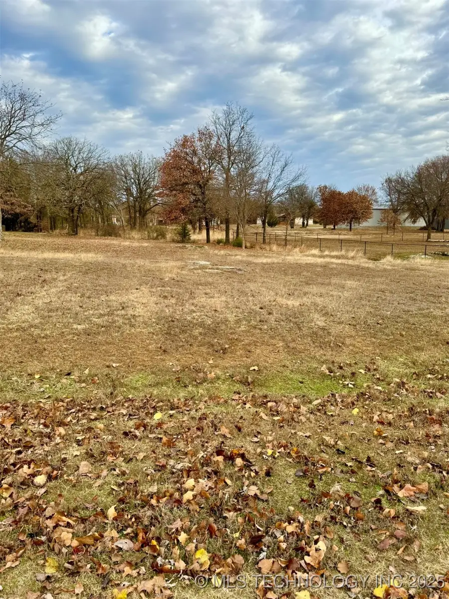 11 E 1147 Road, Porum, OK 74455 - Image #2