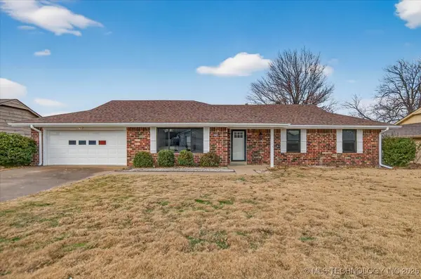 6736 Dorsett Drive, Bartlesville, OK 74006
