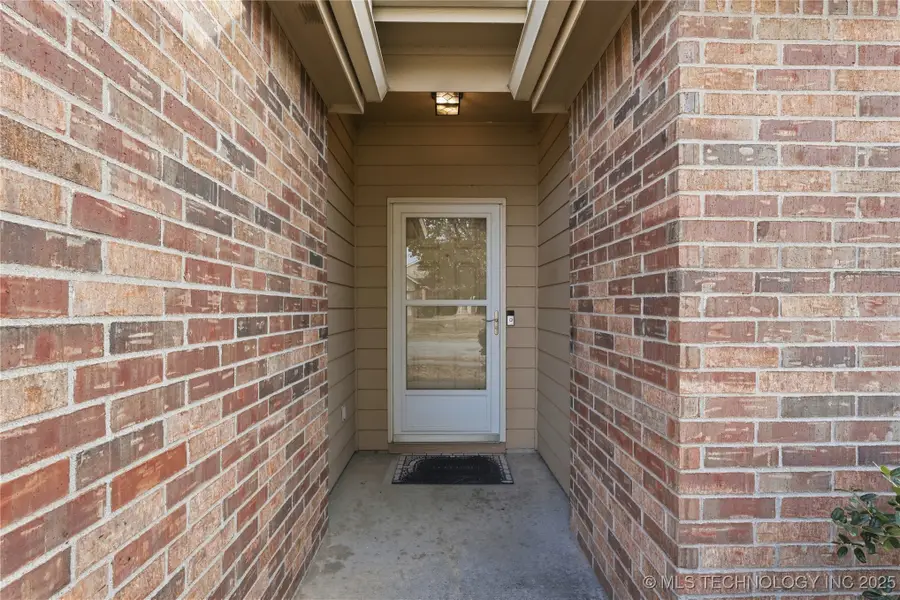 11103 N 143rd East Avenue, Owasso, OK 74055 - Image #3