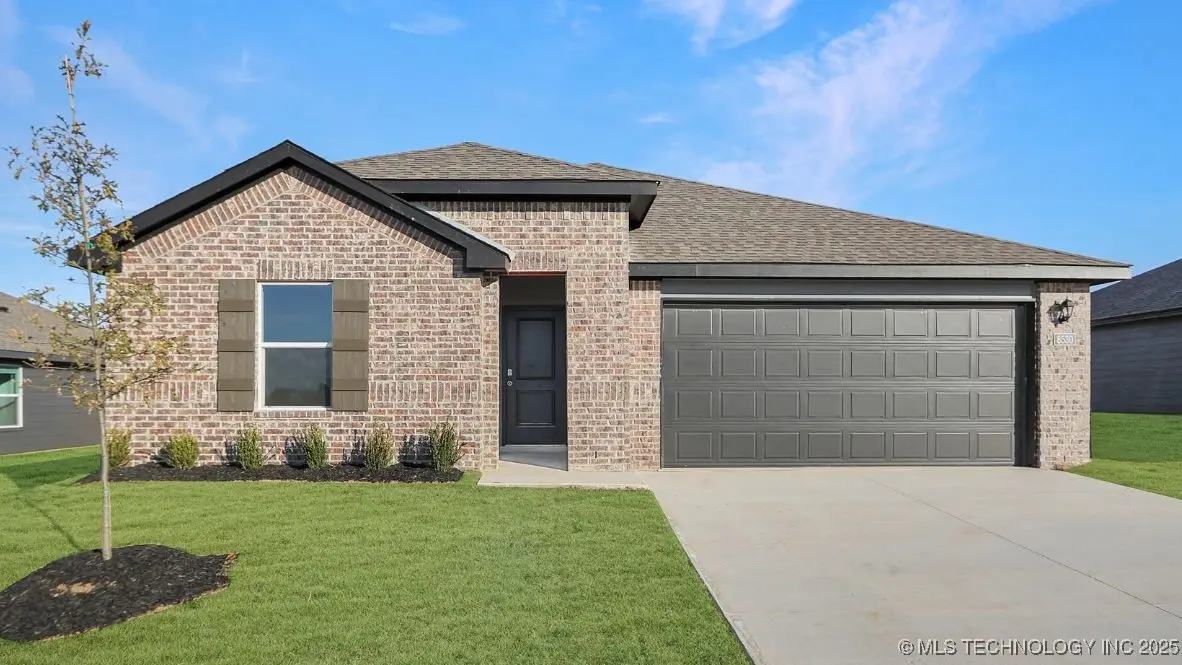 8530 E Fort Worth Street, Broken Arrow, OK 74014 - Image #1
