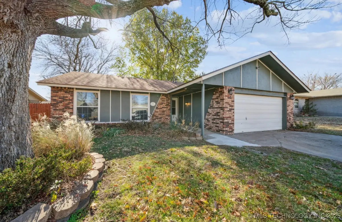 151 W Kent Street, Broken Arrow, OK 74012 - #1