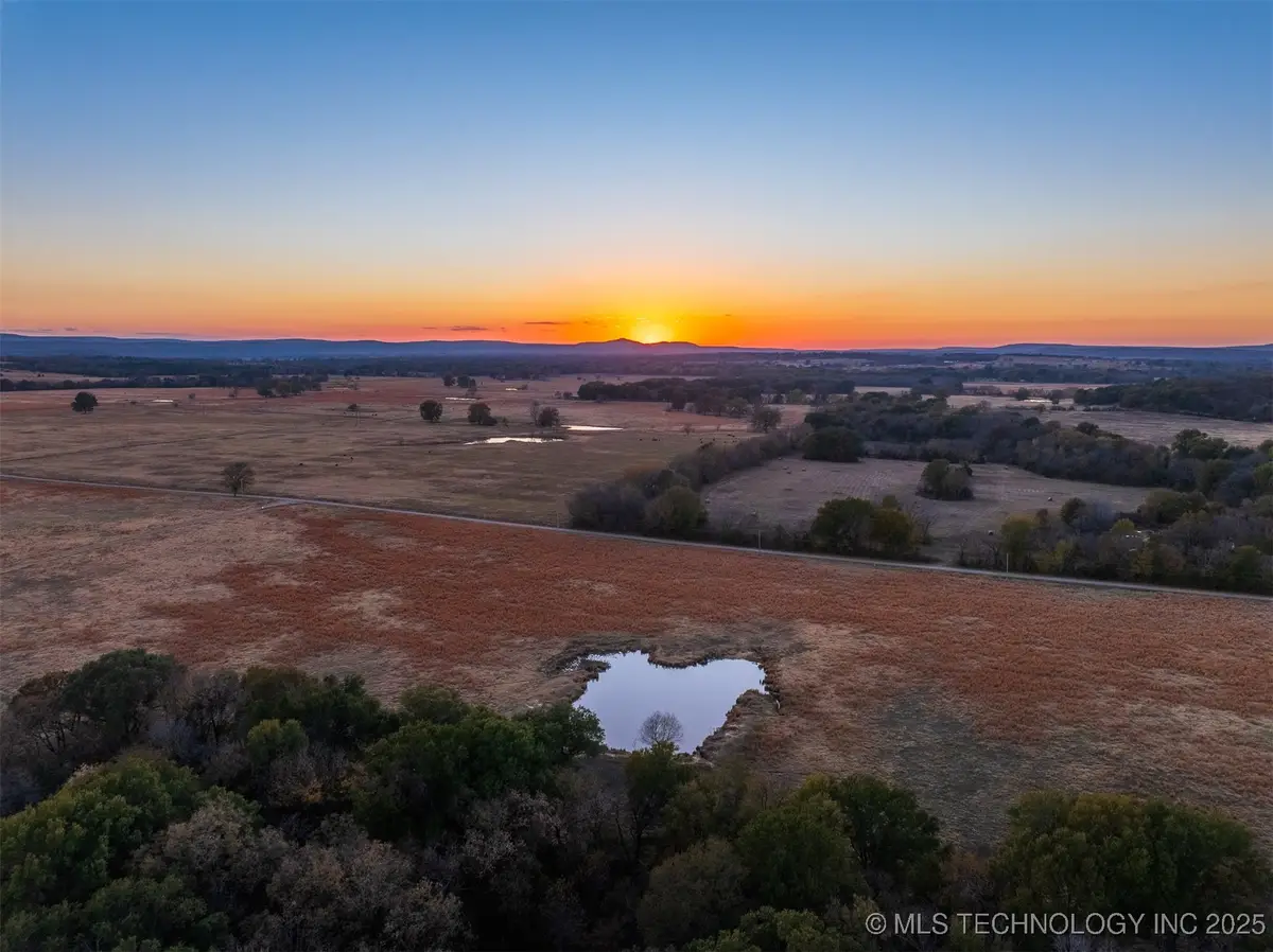 60 S County Road 4440, McCurtain, OK 74944 - #1