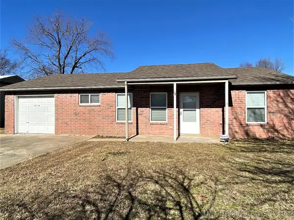 808 W 6th Street, Skiatook, OK 74070