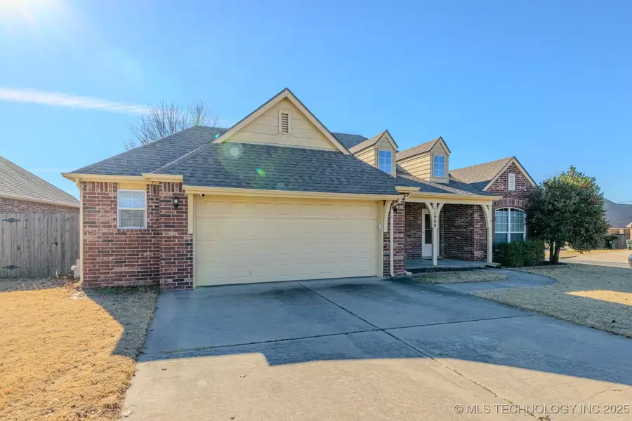11400 E 102nd Street, Owasso, OK 74055 - Image #2