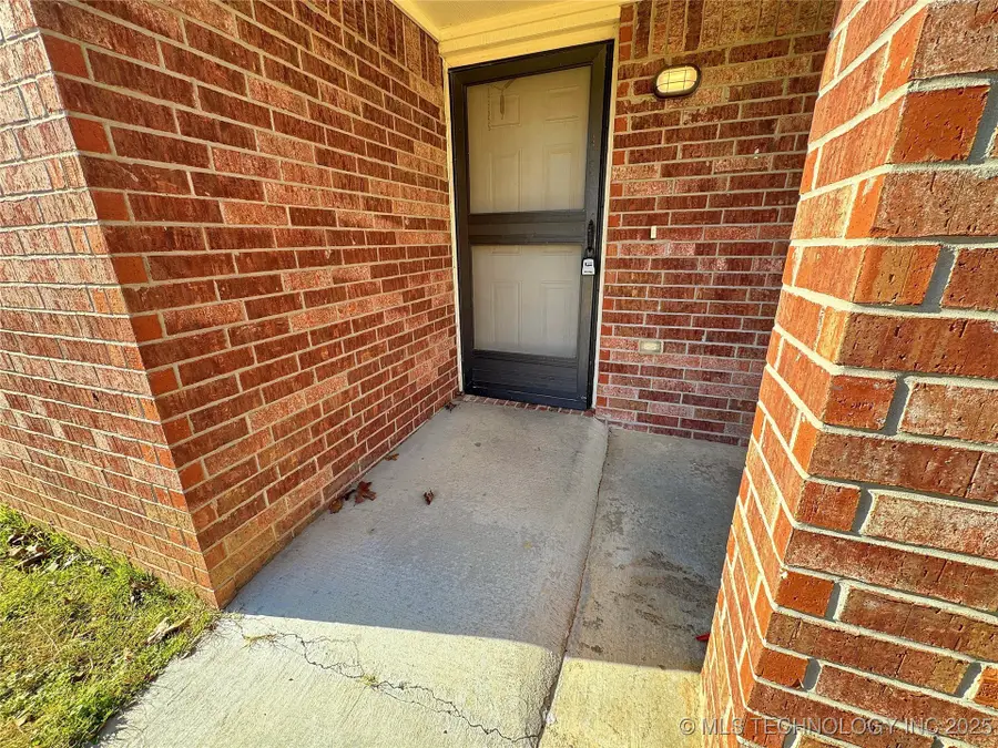 24536 E Woodland Road, Tahlequah, OK 74464 - Image #3