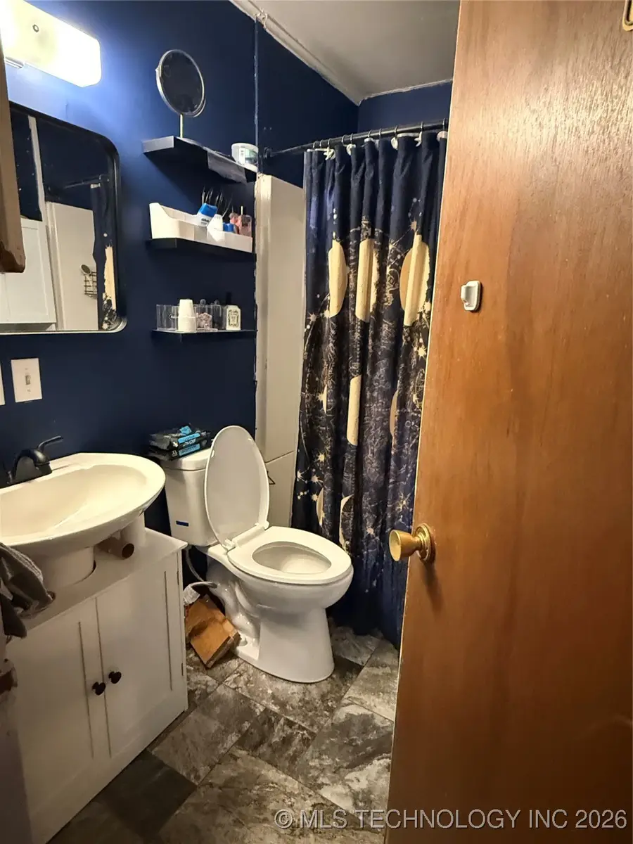 300 E Hester Street, Chelsea, OK 74016 - Image #3