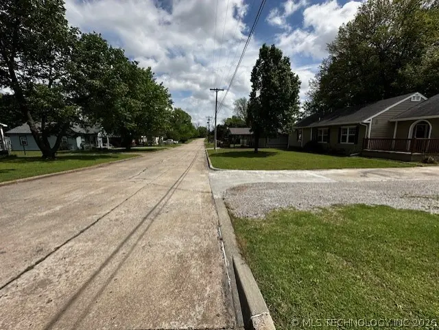 1 E 5th Place, Tulsa, OK 74112 - #2