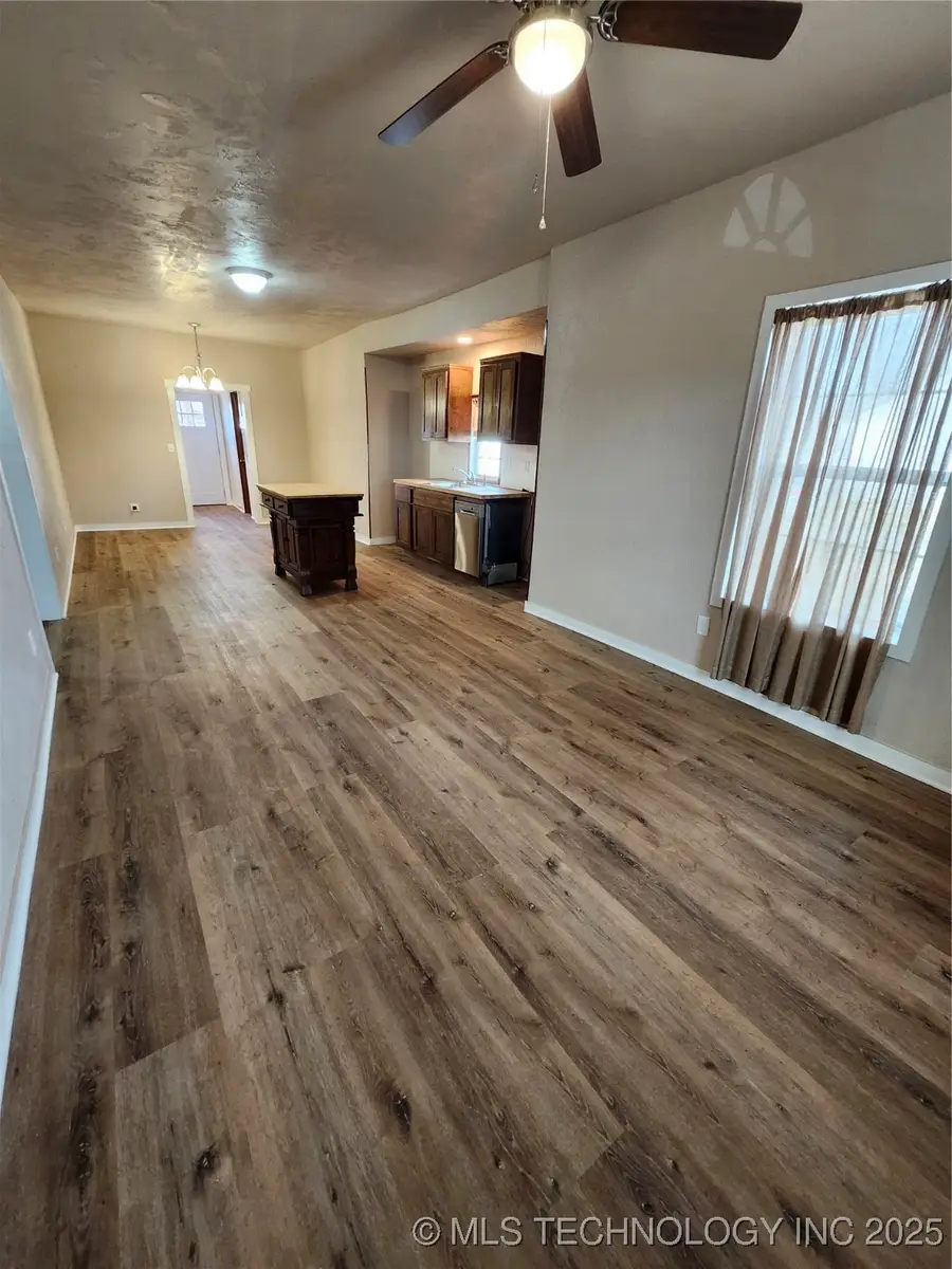 604 N Oak Street, Checotah, OK 74426 - Image #3