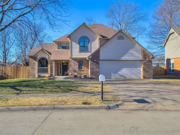 7722 N 130th East Avenue, Owasso, OK 74055