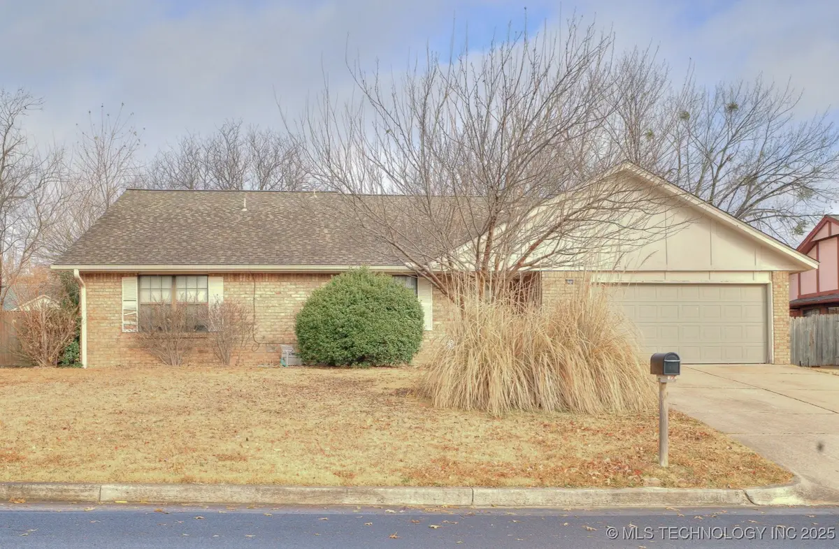 8121 E 75th Street, Tulsa, OK 74133 - Image #1