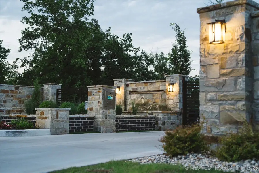 5923 Emberlyn Way, Sapulpa, OK 74066 - Image #2