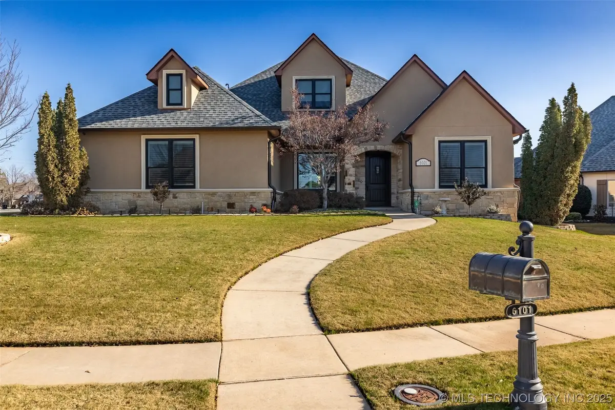 6101 W Birmingham Circle, Broken Arrow, OK 74011 - Image #1
