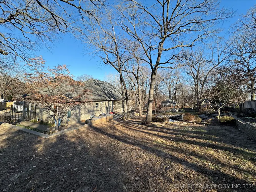 1202 E 10th Place N, Sand Springs, OK 74063 - Image #3