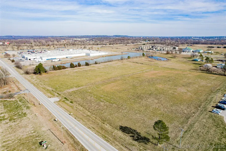 1409 S Wickham Road, Sapulpa, OK 74066 - #2