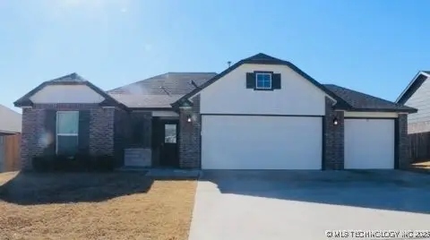 3634 E 143rd Place S, Bixby, OK 74008 - Image #1