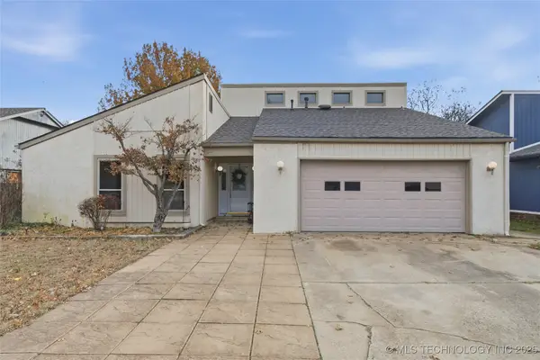 138 W M Street, Jenks, OK 74037