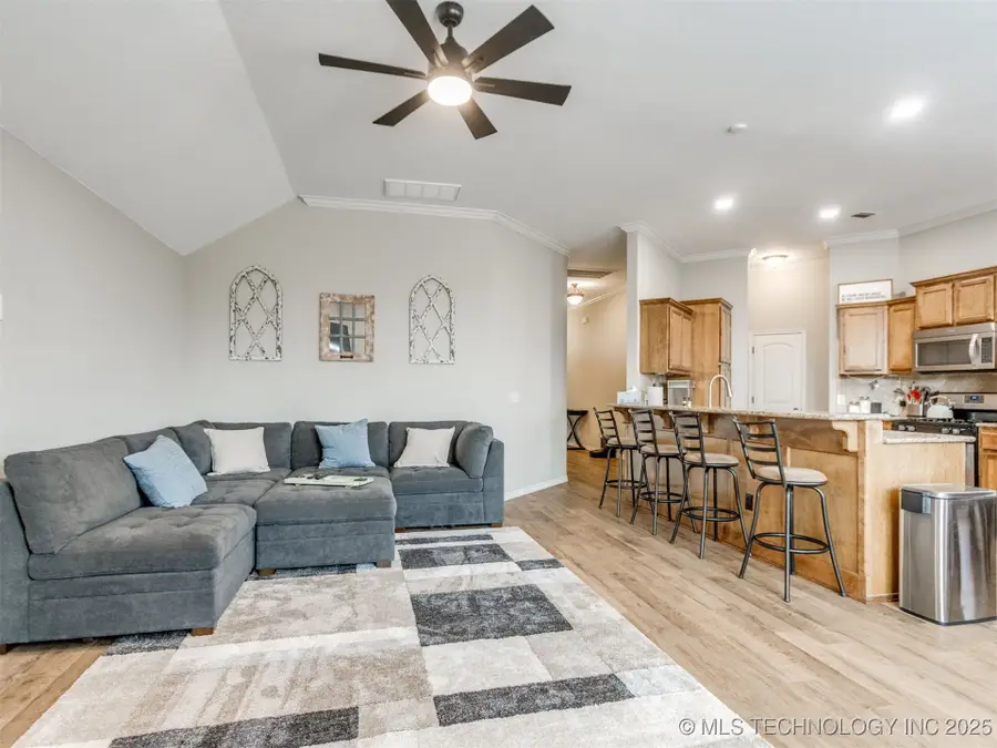 16200 Romeo Drive, Edmond, OK 73013 - Image #3