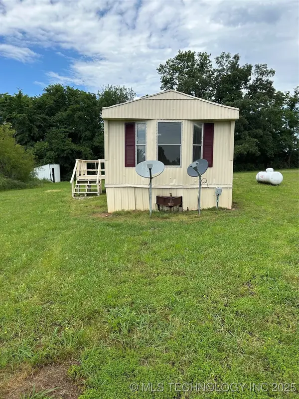 468083 E 1115 Road, Gans, OK 74936