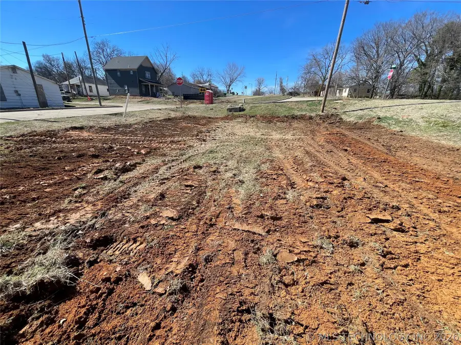 902 NE 4th Avenue, Durant, OK 74701 - #2