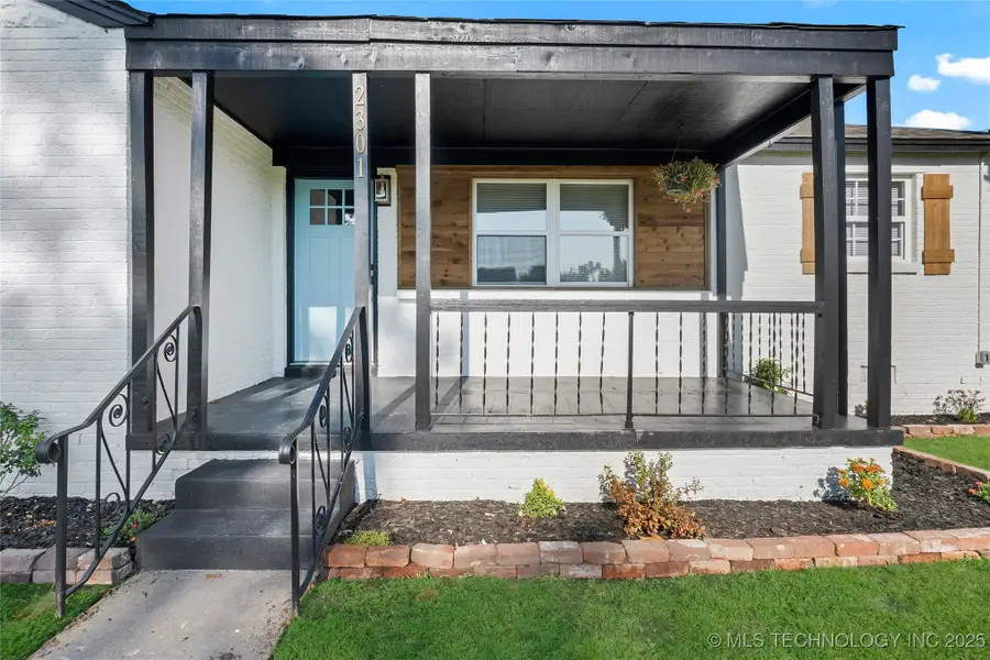 2301 Dewey Avenue, Bartlesville, OK 74003 - Image #2