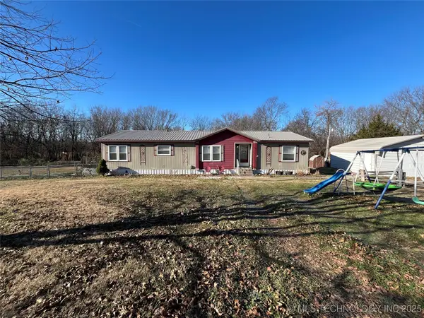 61901 E 288 Road, Grove, OK 74344