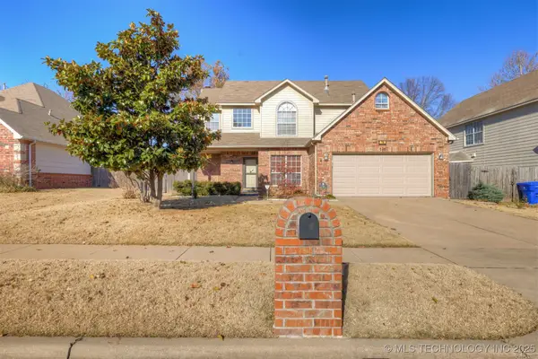 710 W Pittsburg Place, Broken Arrow, OK 74012