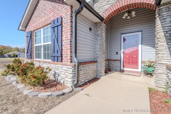 5811 E 146th Place S, Bixby, OK 74008