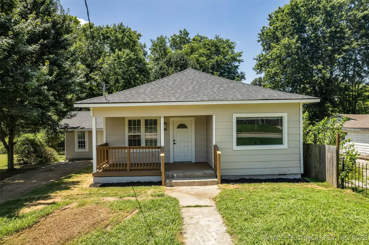 514 S Broadway Avenue, Coweta, OK 74429 - #1