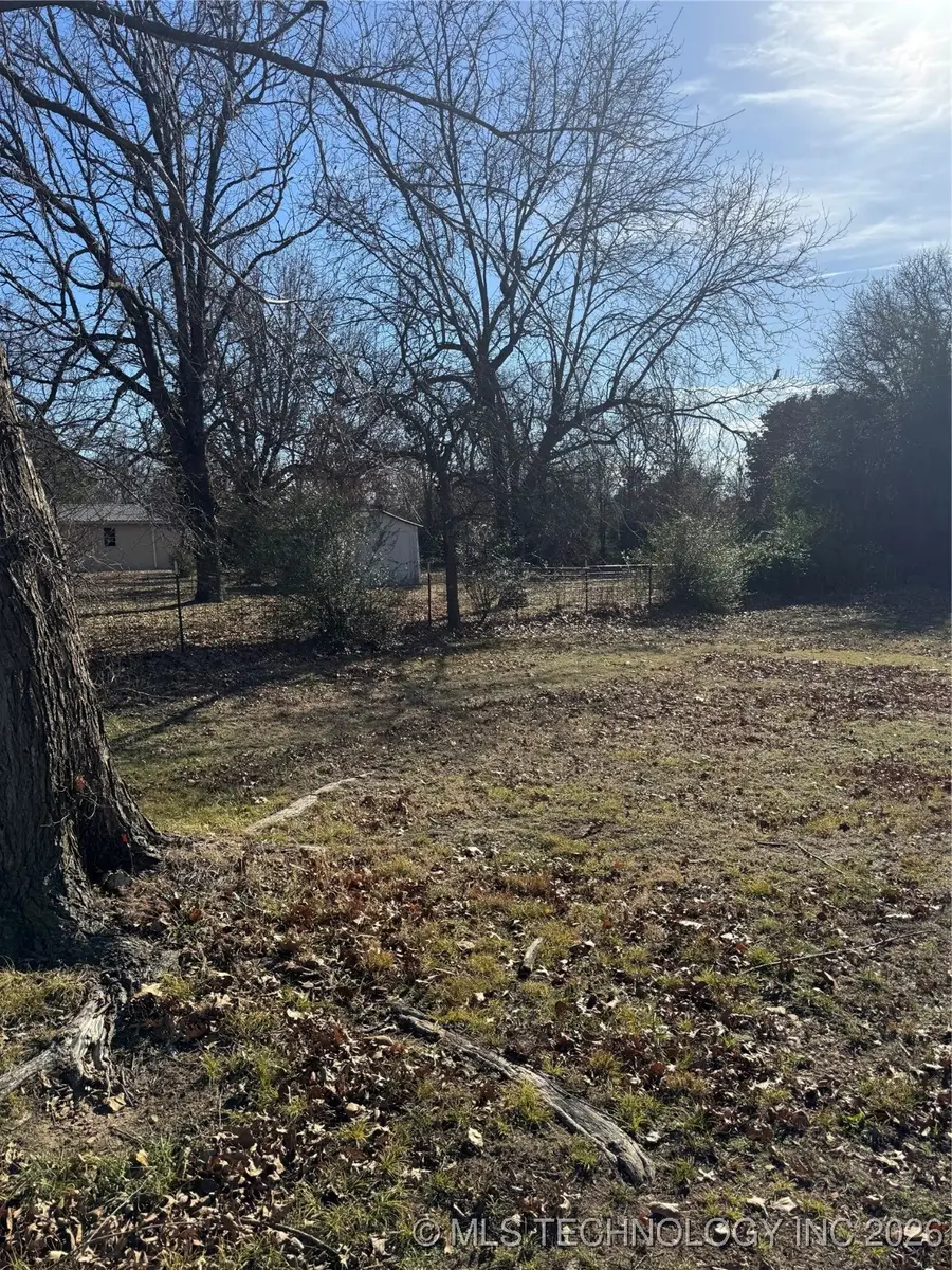 908 W Osage, Jay, OK 74346 - #3