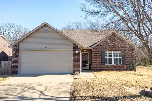 51 E Fairlane Drive, Sapulpa, OK 74066