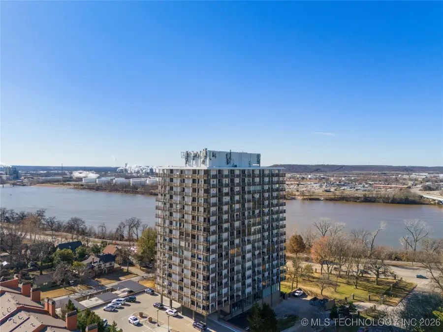2300 Riverside Drive #E, Tulsa, OK 74114 - #2