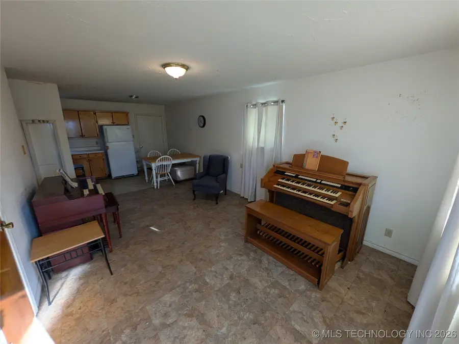 1001 4th Avenue Ne, Ardmore, OK 73401 - Image #3