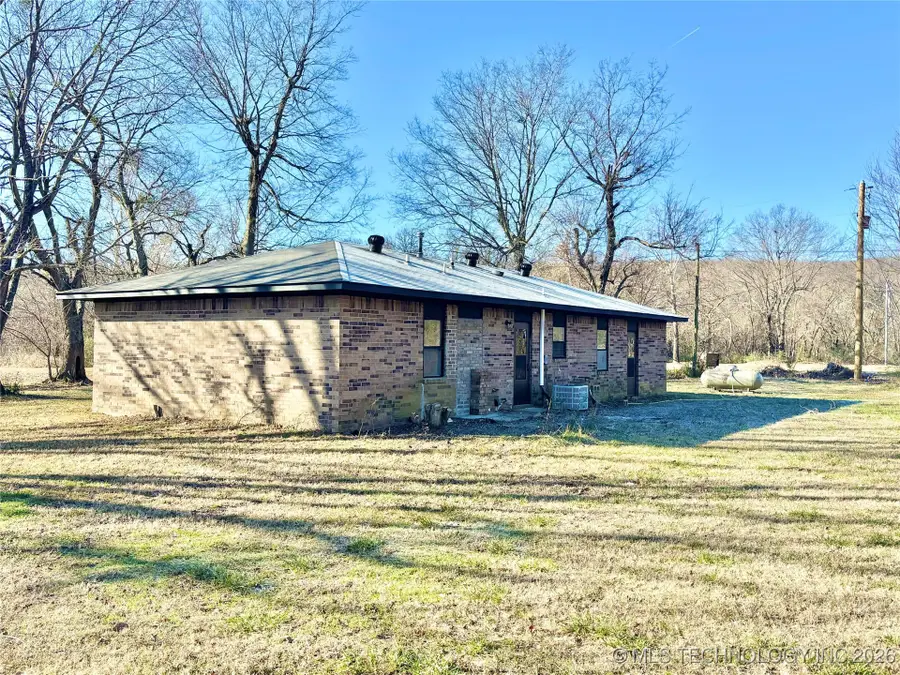 1680 Hwy 71 Highway, Quinton, OK 74561 - Image #3