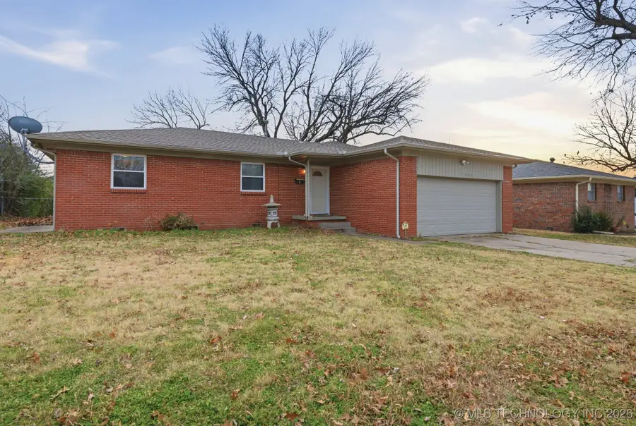 11460 E 4th Place N, Tulsa, OK 74128 - Image #2