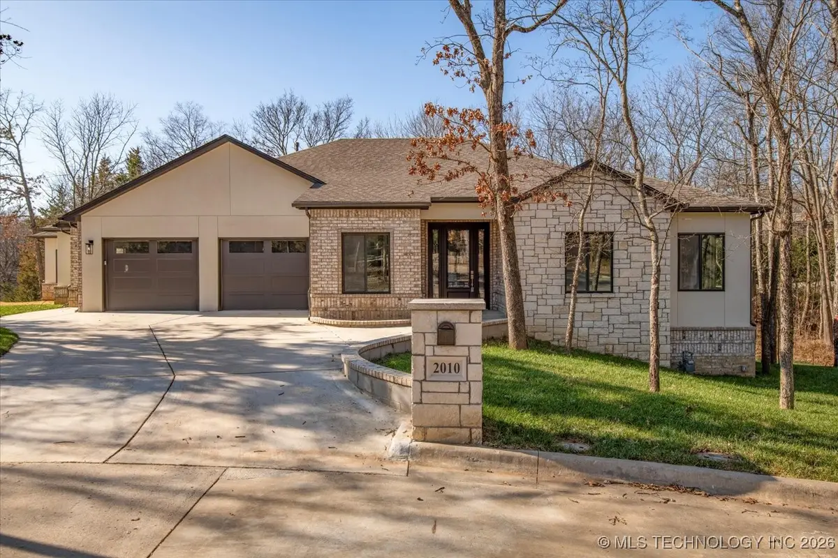 2010 Sheffield Lane, Bartlesville, OK 74006 - Image #1