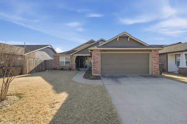 8436 E 160th Place, Bixby, OK 74008