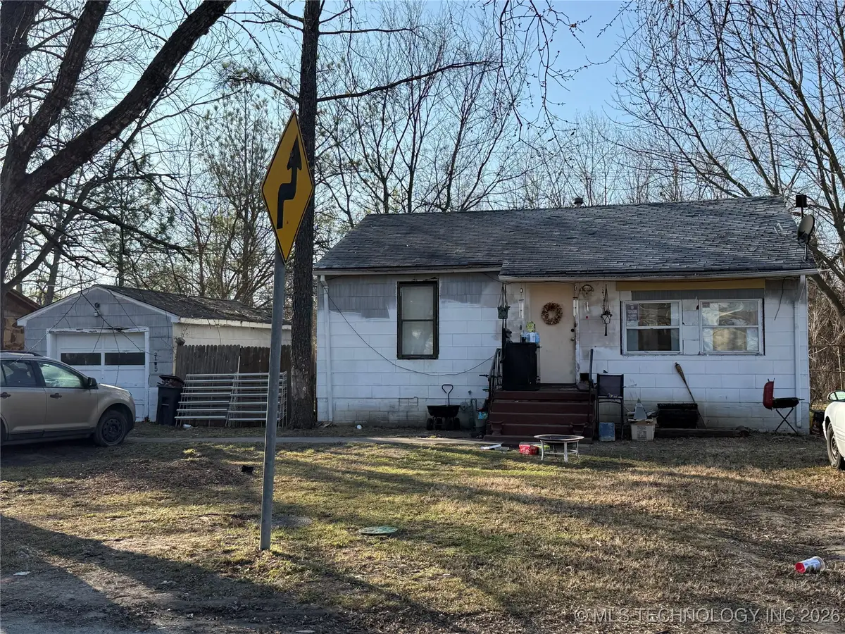 2105 S Johnstone Avenue, Bartlesville, OK 74003 - Image #1