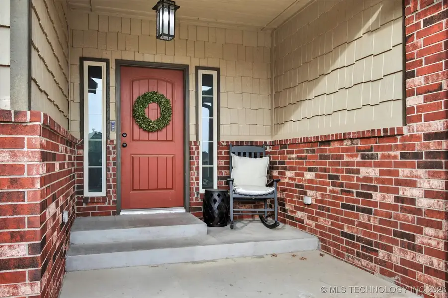 2700 W Natchez Street, Broken Arrow, OK 74011 - Image #2