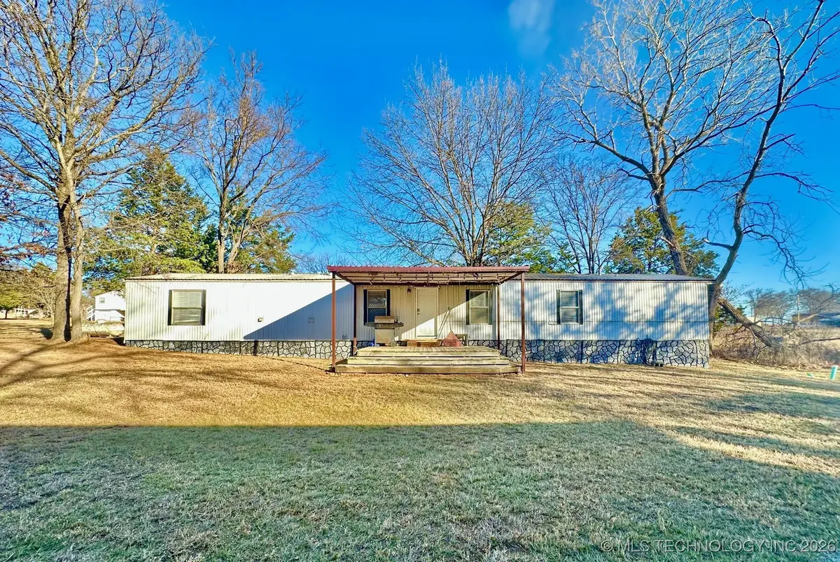 13257 Meadowlark Lane, South Marshall, OK 73446 - Image #1