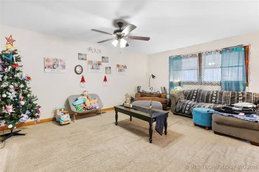 784 N Moccasin Place, Sapulpa, OK 74066 - Image #3