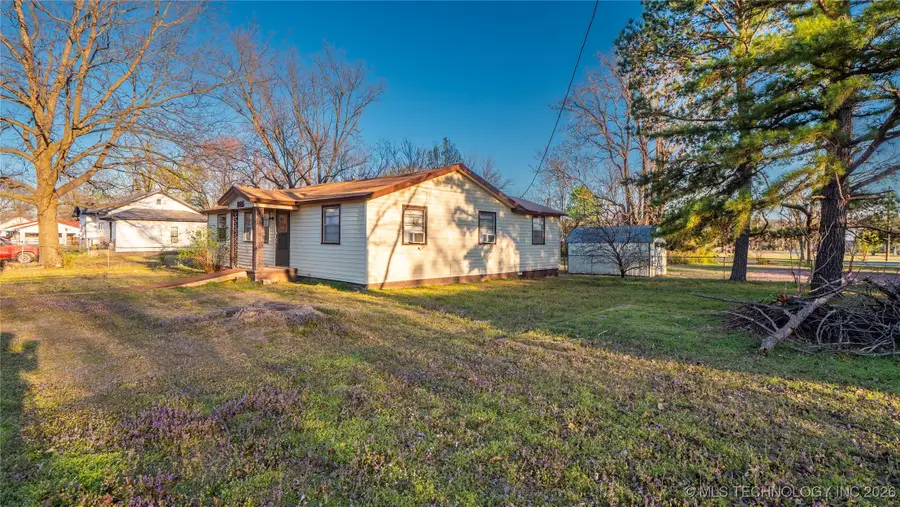 805 N 2nd Street, Quinton, OK 74561 - Image #2
