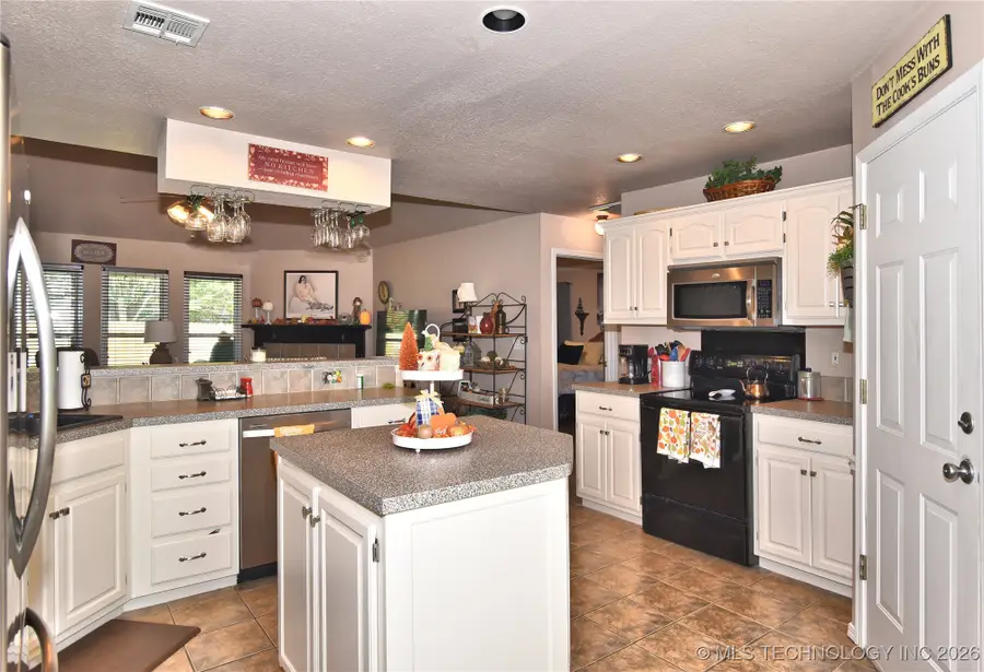 4424 S 199th East Avenue, Broken Arrow, OK 74014 - Image #3