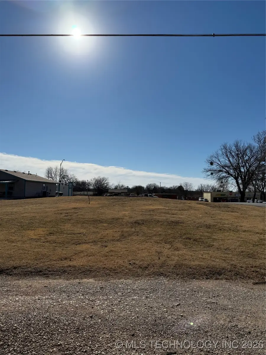 1718 W Broadway Avenue, Sulphur, OK 73086 - #2