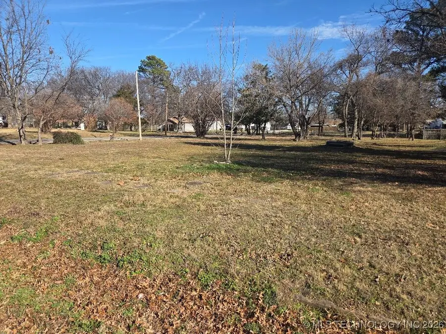 403 W Grand, Eufaula, OK 74432 - Image #2