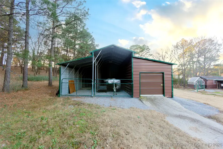 4537 NE 104th Road, Wilburton, OK 74578 - Image #3