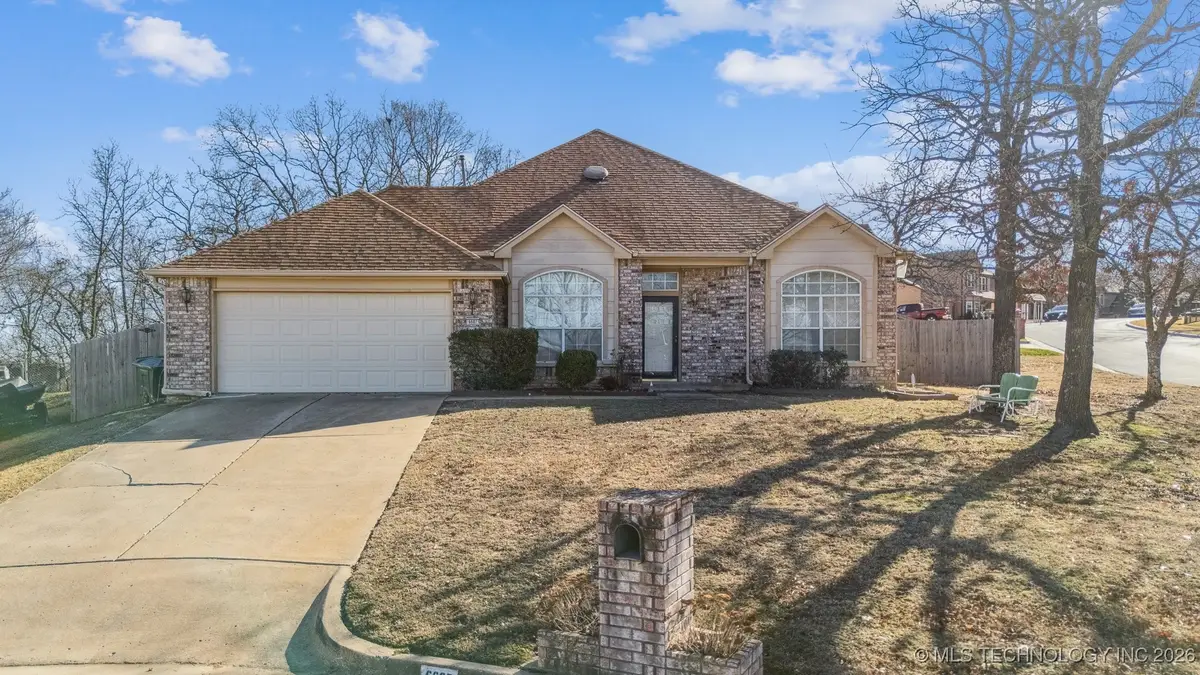 6607 Silver Oak Terrace #W, Tulsa, OK 74107 - Image #1