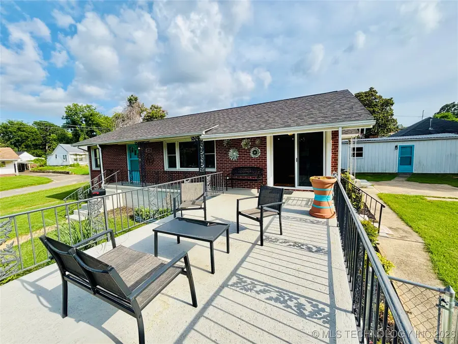 401 High Street, Eufaula, OK 74432 - #2