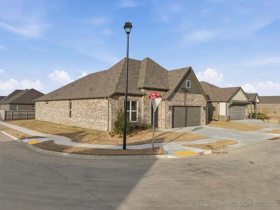 1300 N Beech Street, Broken Arrow, OK 74012 - #3